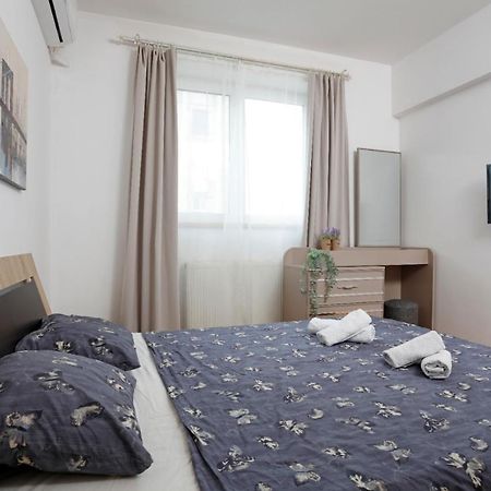 Rico'S 3 Bedroom City Center Apartment Bucareste Exterior foto