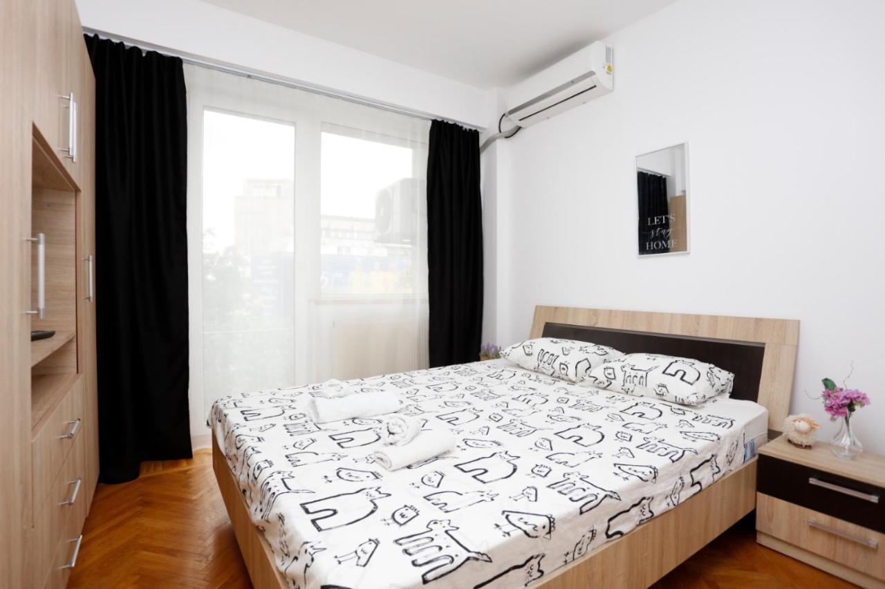 Rico'S 3 Bedroom City Center Apartment Bucareste Exterior foto